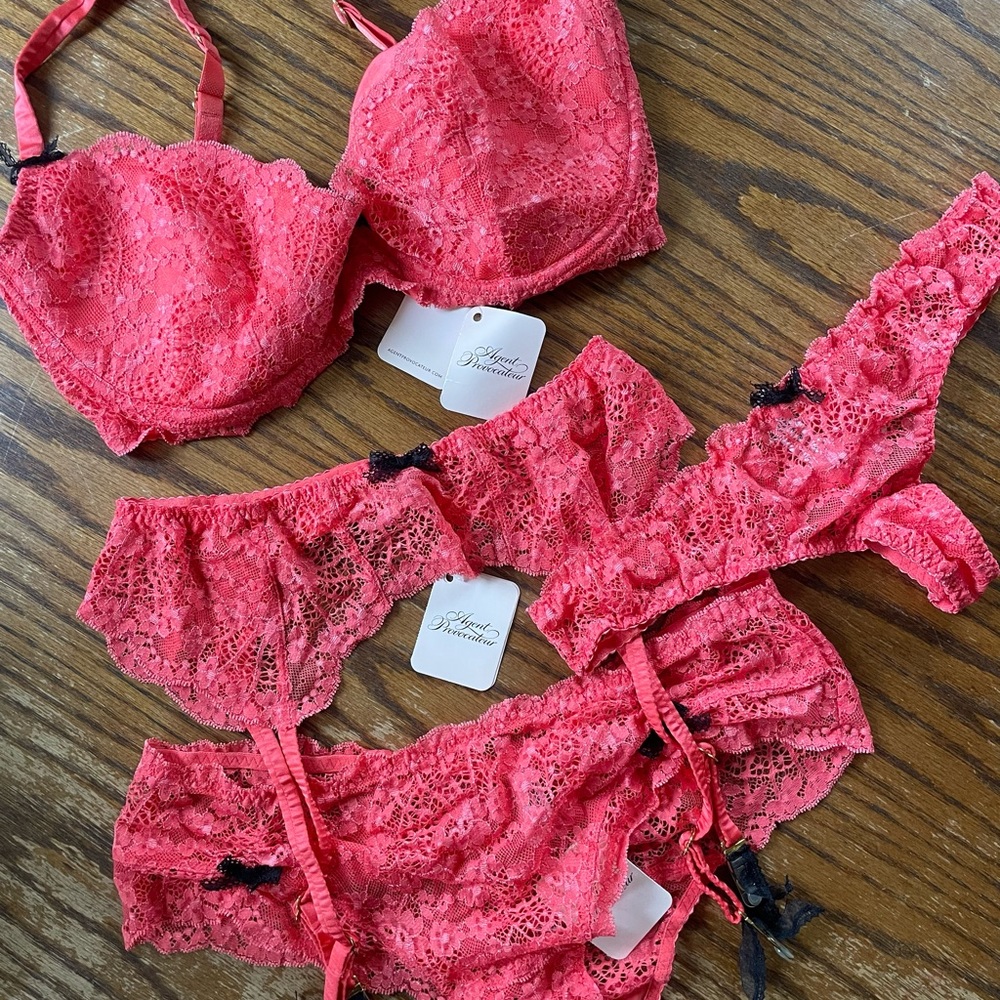 4 pc Agent Provocateur 36E bra set